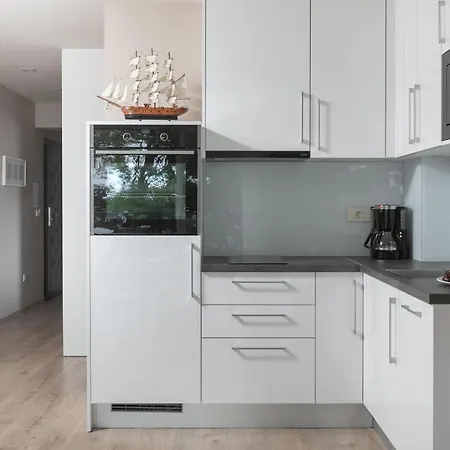 Ξενοδοχείο με διαμερίσματα Bella Μακάρσκα