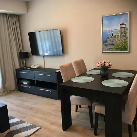 Ξενοδοχείο με διαμερίσματα Bella 4*