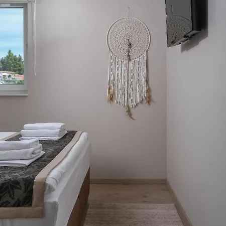 Lägenhetshotell Bella 4*