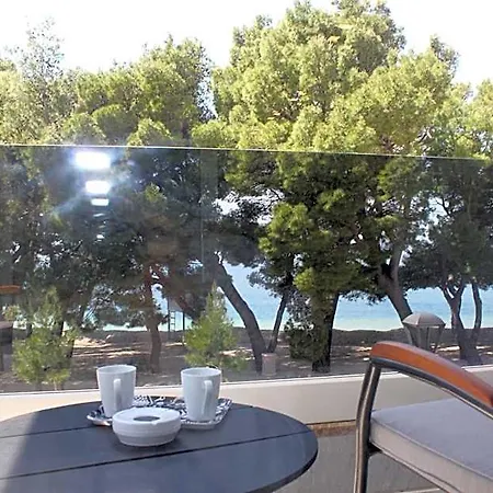 Bella Apartahotel