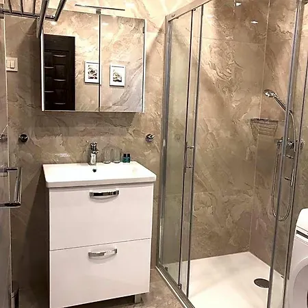 Bella Apartahotel
