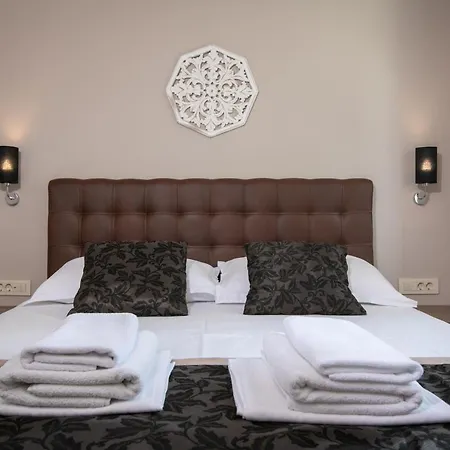 Bella アパートホテル 4*