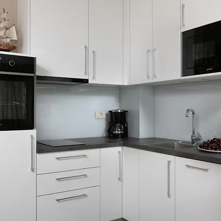 Bella アパートホテル